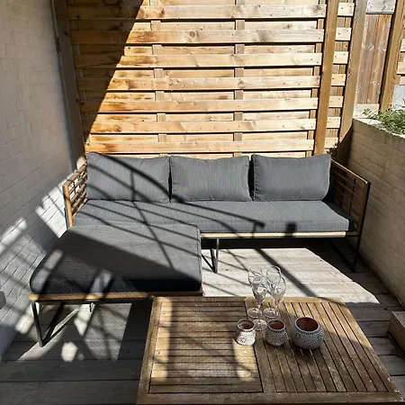 Bright And Spacious Duplex By The Sea - *